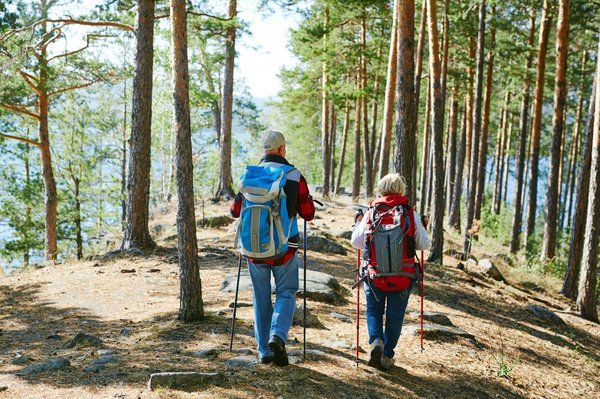 Où participer à une expédition de trekking dans le parc national de Jotunheimen, Norvège?